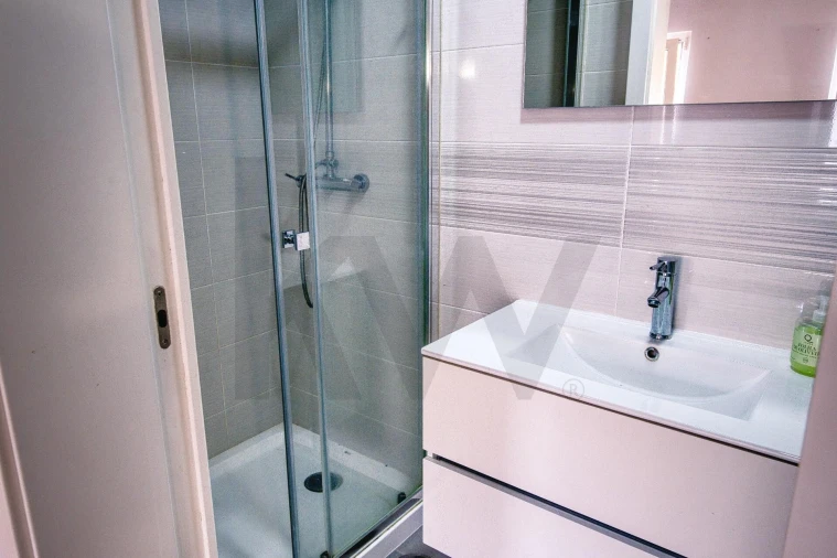 Apartamento T3 para Arrendamento em Sesimbra (Santiago) Foto 16