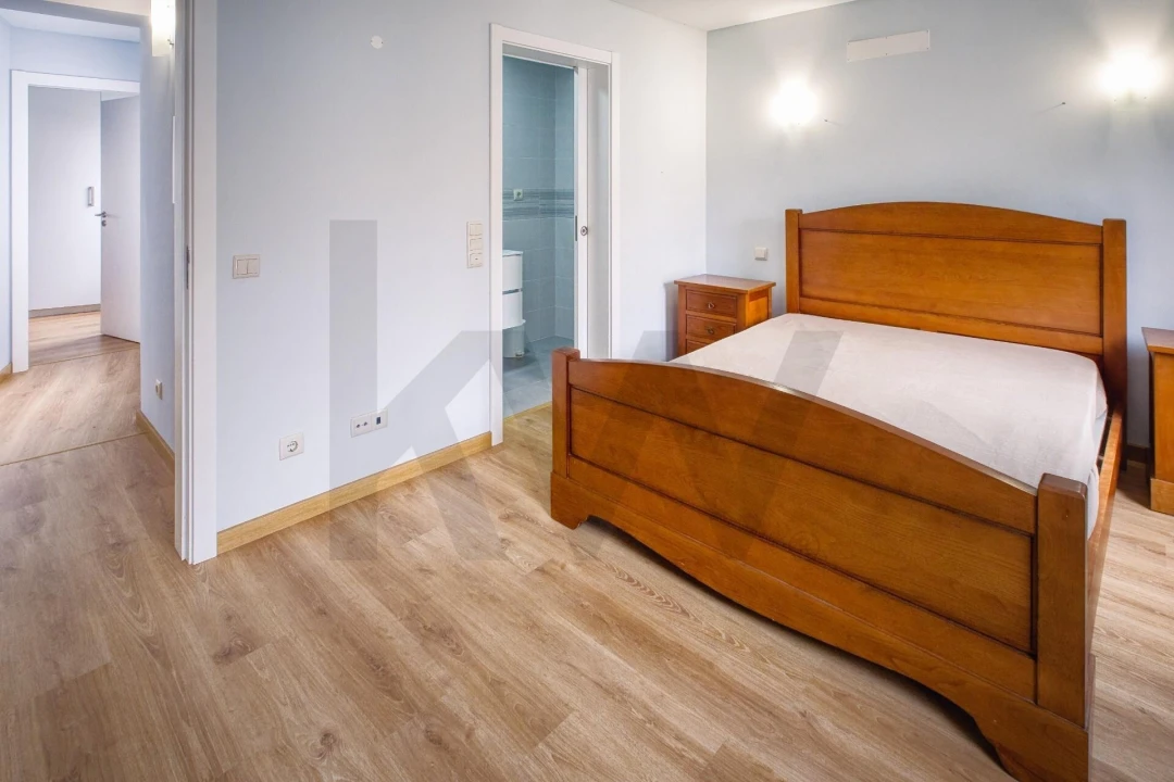 Apartamento T3 para Arrendamento em Sesimbra (Santiago) Foto 11