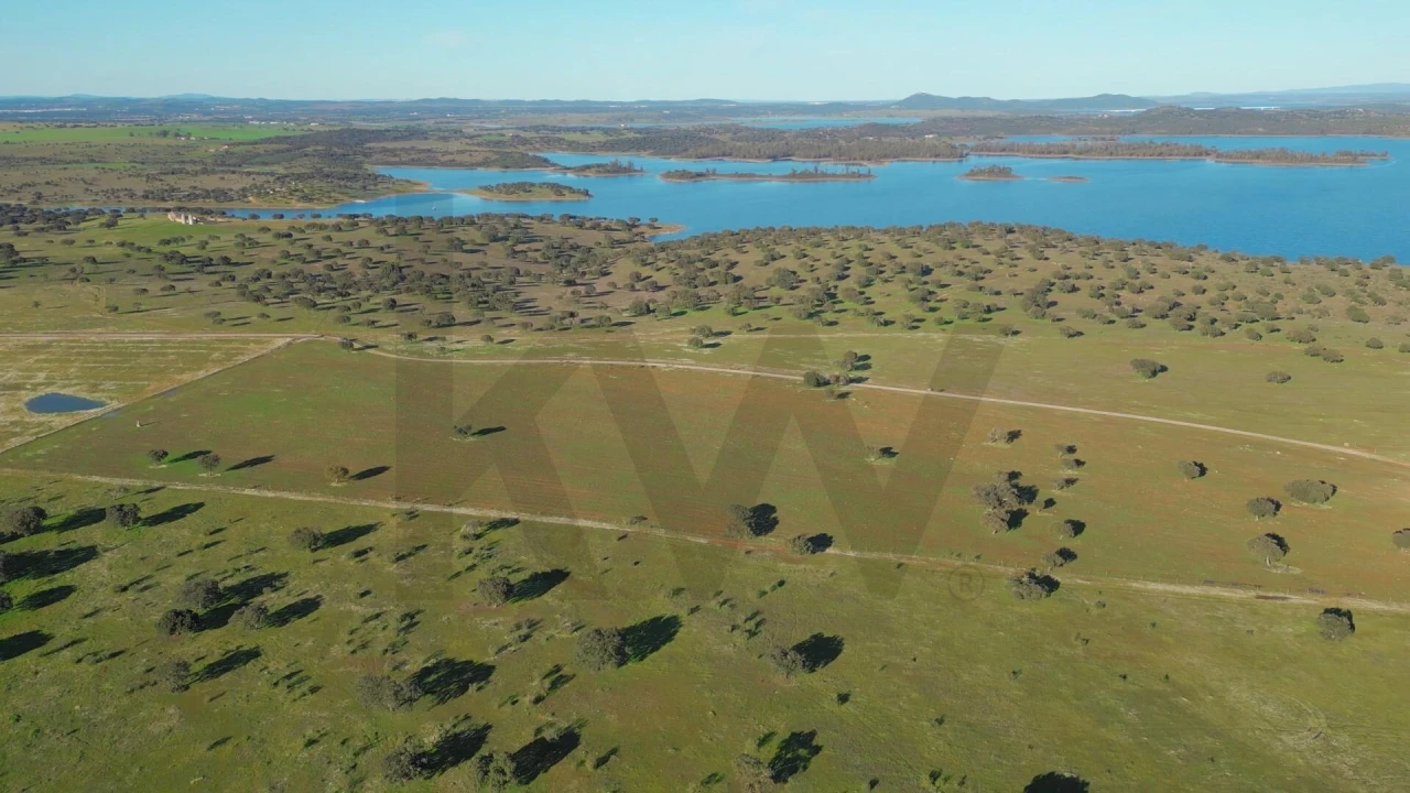 Terreno para Venda em Campo e Campinho Foto 33