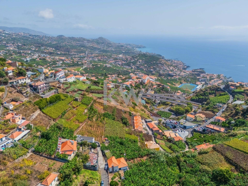 Terreno para Venda em Camara de Lobos Foto 13