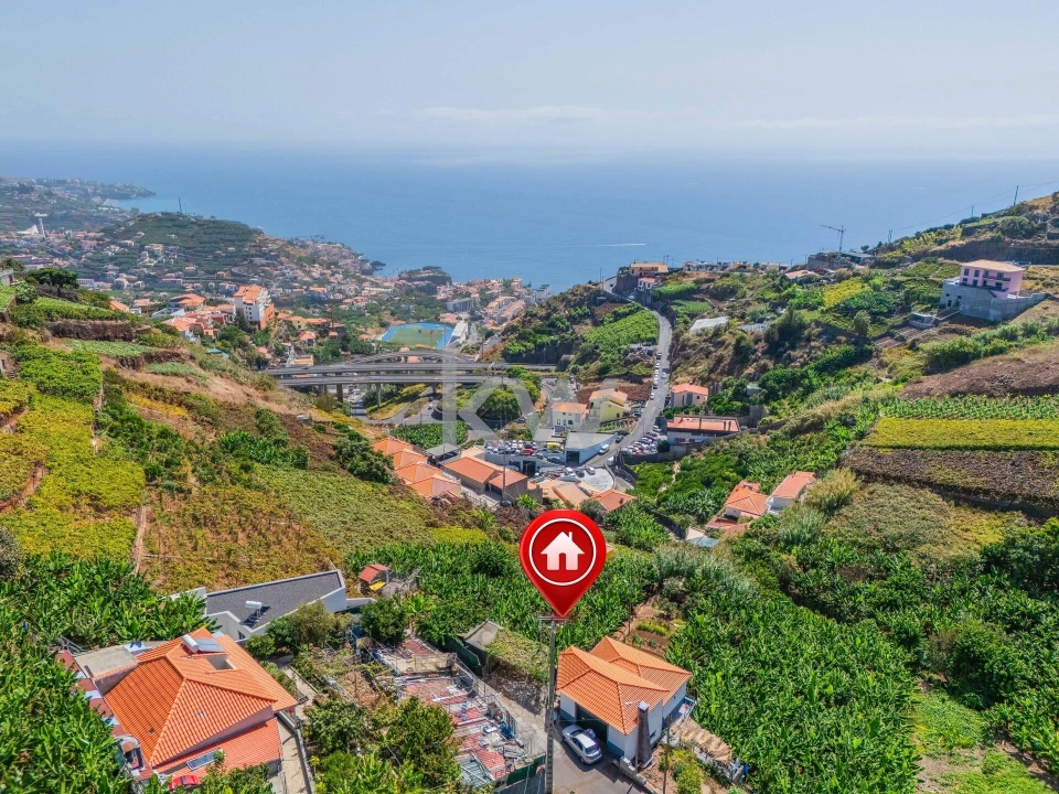 Terreno para Venda em Camara de Lobos Foto 3