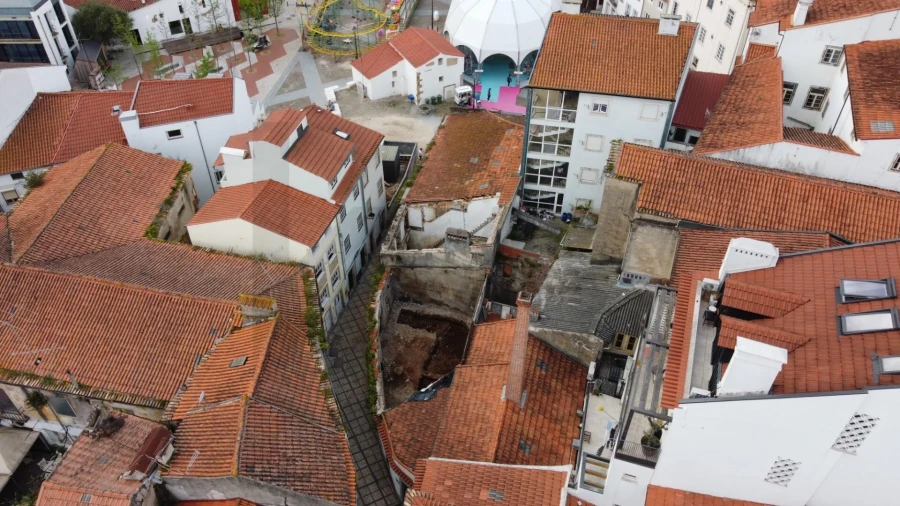 Prédio para Venda em São Martinho do Bispo e Ribeira de Frades Foto 8