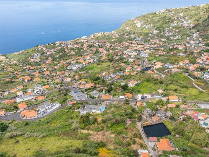 Terreno para Venda em Arco da Calheta Foto 14