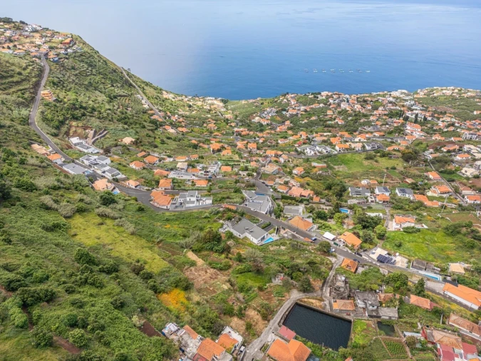 Terreno para Venda em Arco da Calheta Foto 15