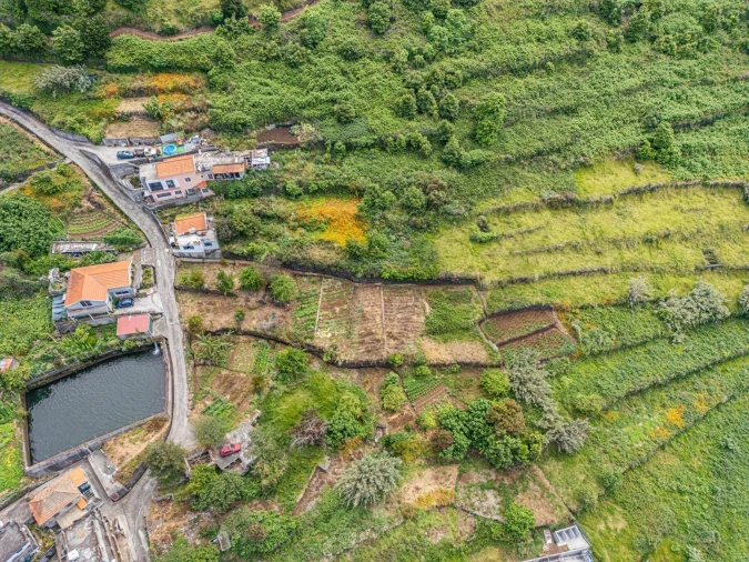 Terreno para Venda em Arco da Calheta Foto 8