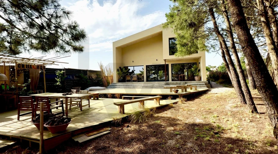 Moradia T4 para Venda em A dos Cunhados e Maceira Foto 7