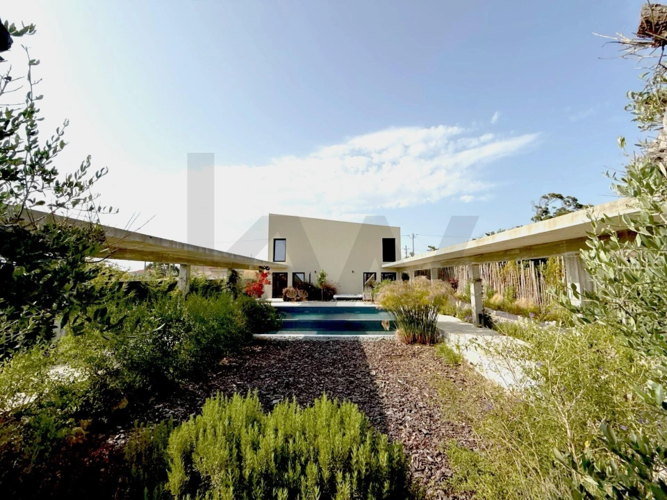 Moradia T4 para Venda em A dos Cunhados e Maceira Foto 10