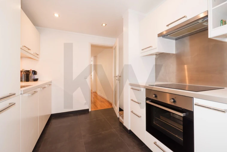 Apartamento T1 para Arrendamento em Estrela Foto 6