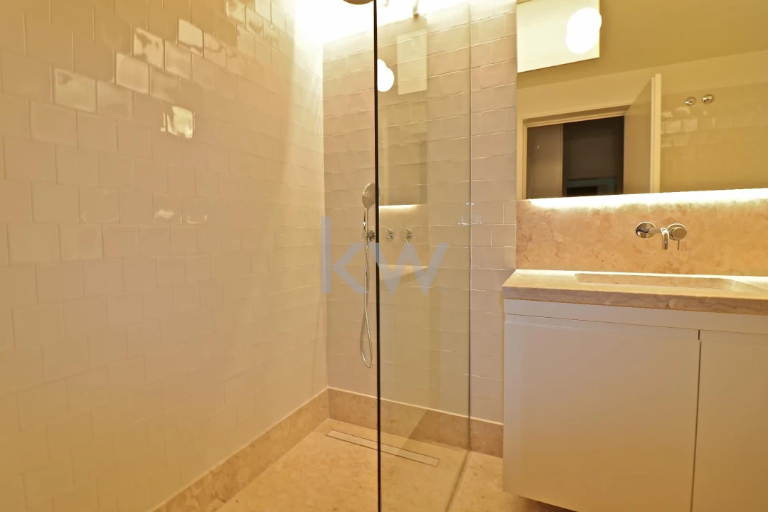 Apartamento T3 para Venda em Santo António Foto 26