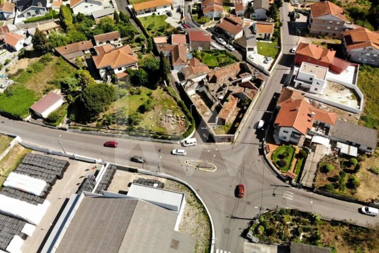 Armazém para Venda em Argoncilhe Foto 4