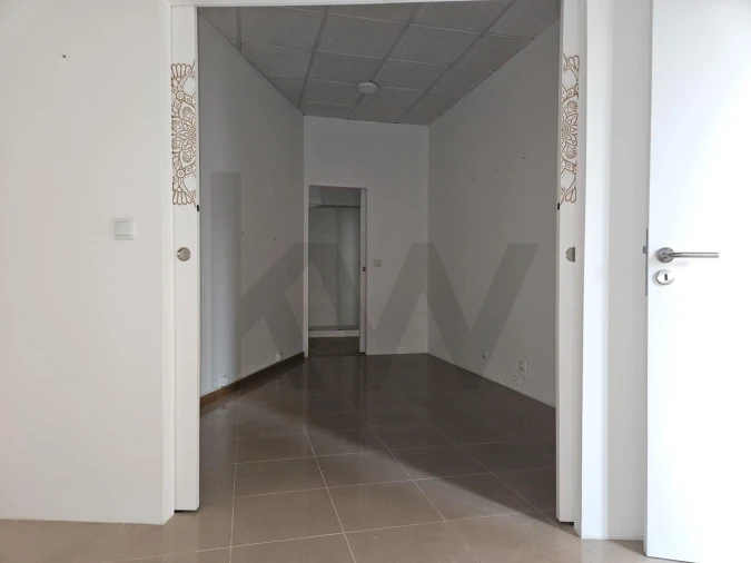 Escritório para Arrendamento em São Martinho do Bispo e Ribeira de Frades Foto 12