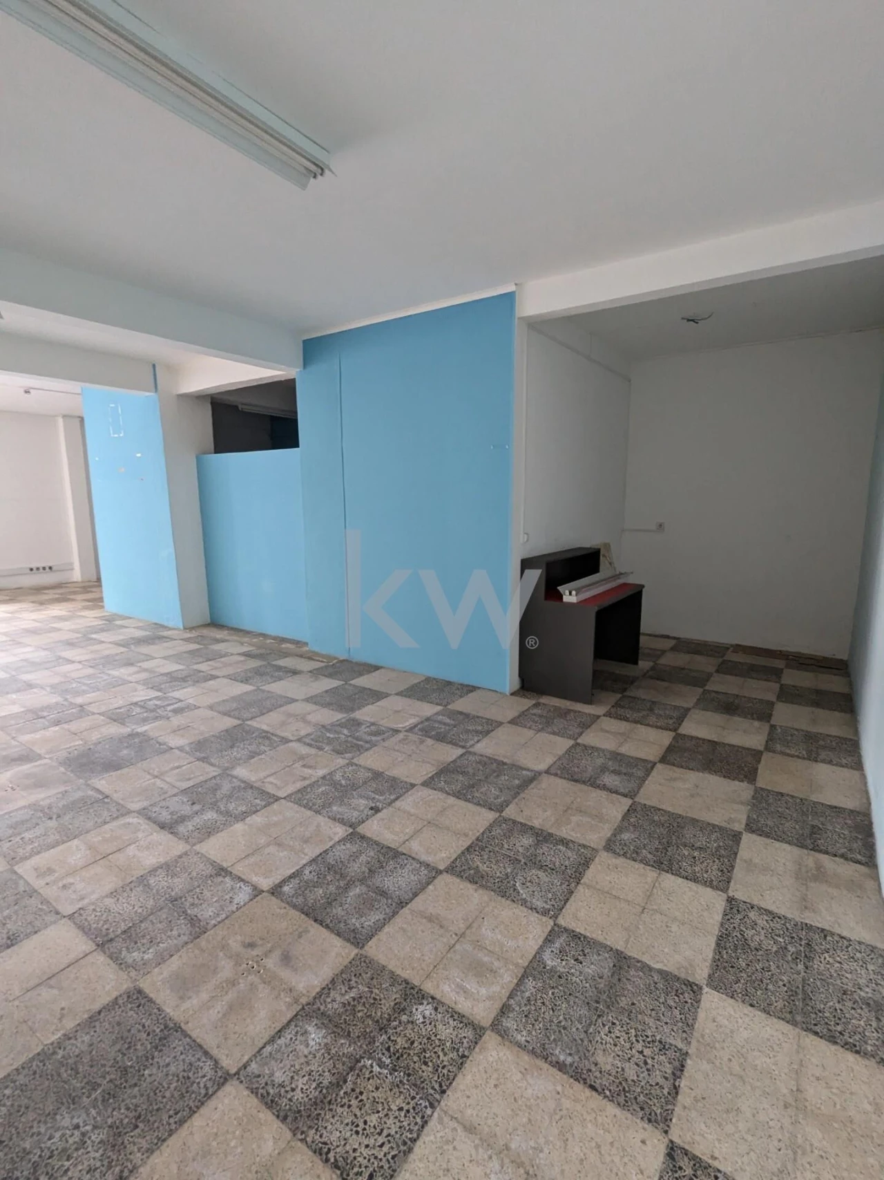 Armazém para Venda em Amora Foto 5