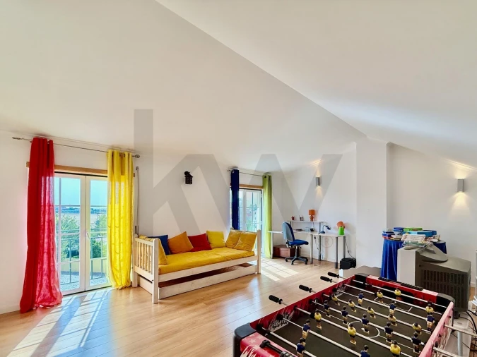 Moradia T5 para Venda em São Bras e São Lourenço Foto 33