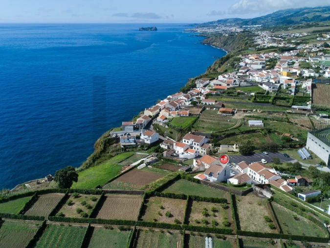 Moradia T2 para Venda em Ponta Garça Foto 2