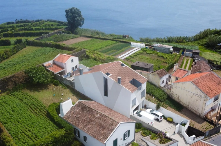 Moradia T2 para Venda em Ponta Garça Foto 23