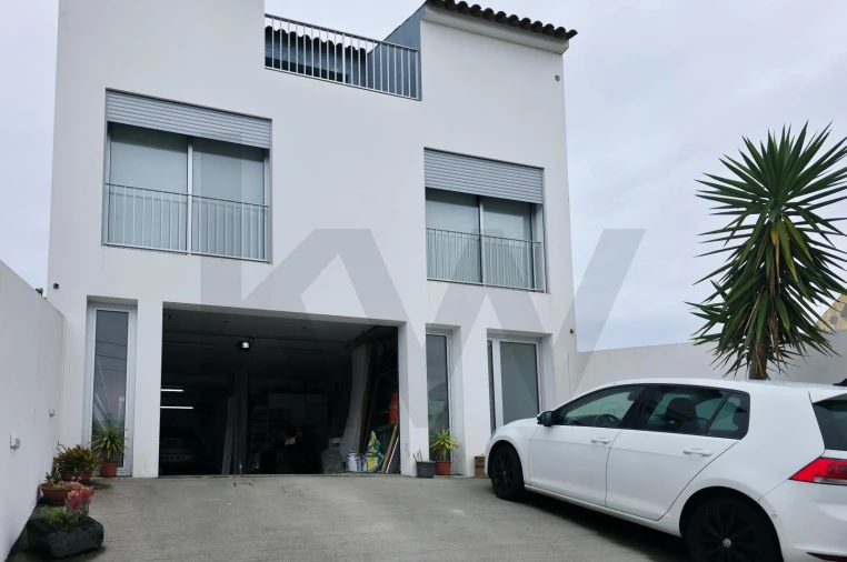 Moradia T2 para Venda em Ponta Garça Foto 22