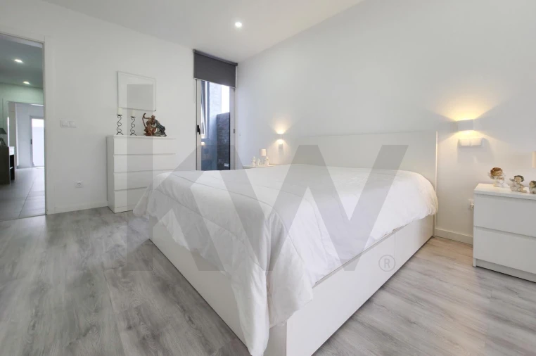 Moradia T2 para Venda em Ponta Garça Foto 13