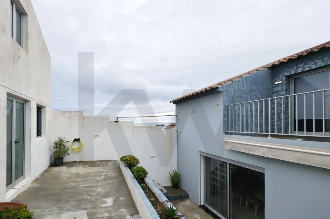 Moradia T2 para Venda em Ponta Garça Foto 21