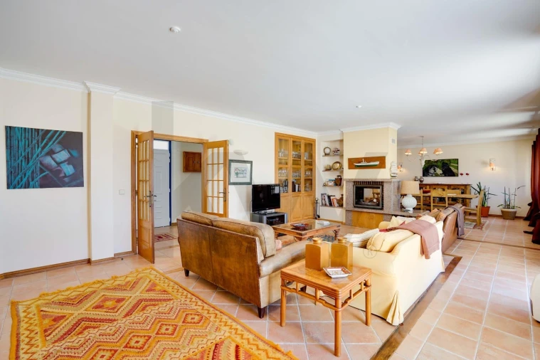 Moradia T5 para Venda em Colares Foto 3