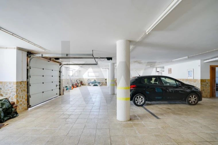 Moradia T5 para Venda em Colares Foto 41