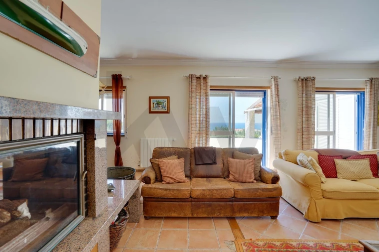 Moradia T5 para Venda em Colares Foto 6