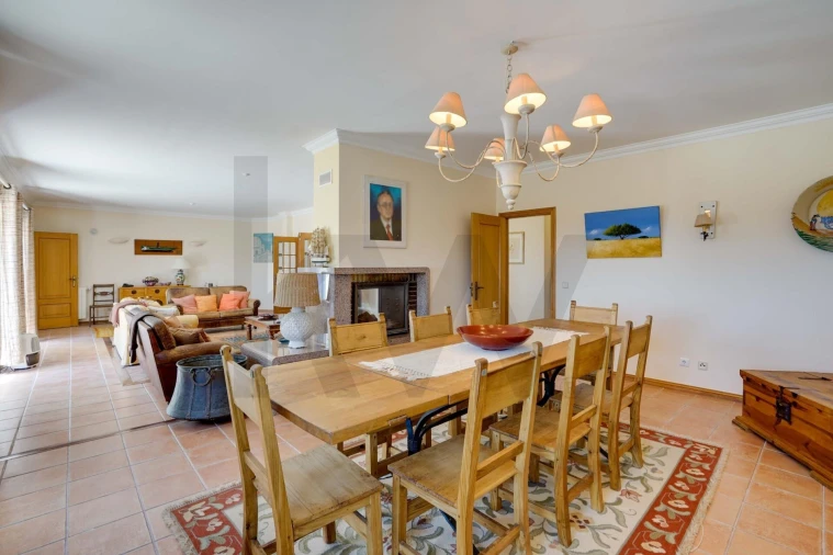 Moradia T5 para Venda em Colares Foto 9