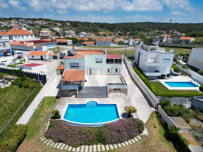 Moradia T5 para Venda em Colares