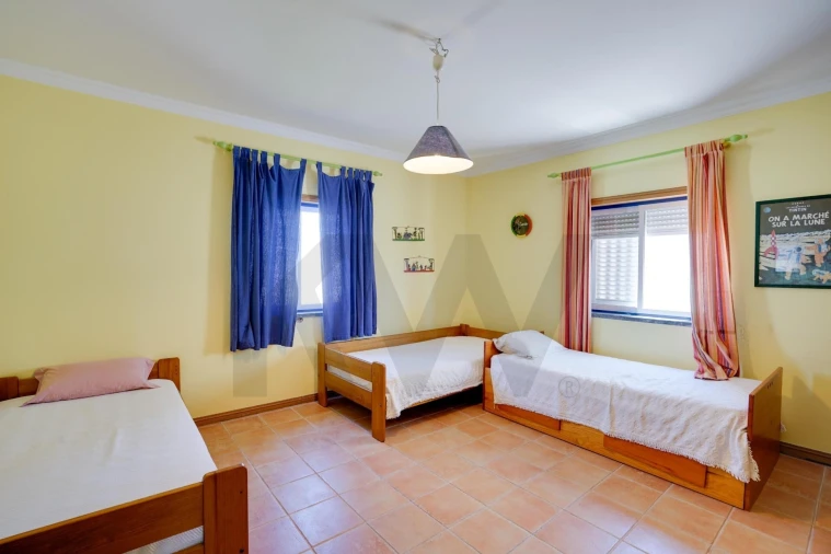 Moradia T5 para Venda em Colares Foto 31