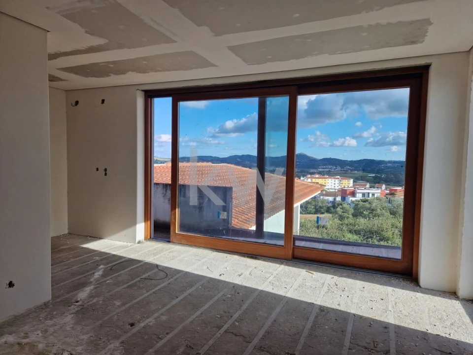 Terreno para Venda em Milharado Foto 18