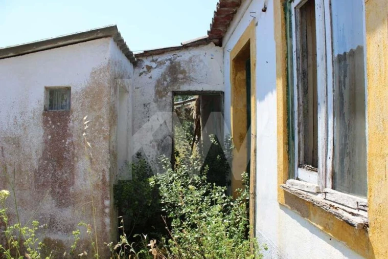Terreno para Venda em Casais e Alviobeira Foto 5