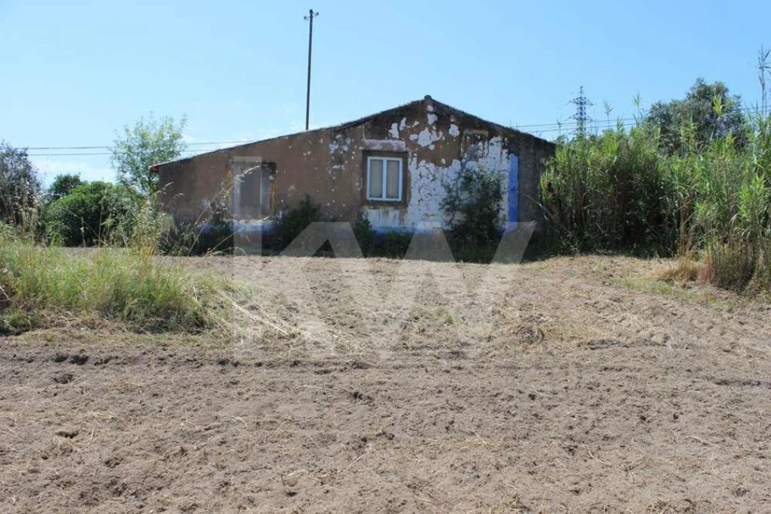 Terreno para Venda em Casais e Alviobeira Foto 9