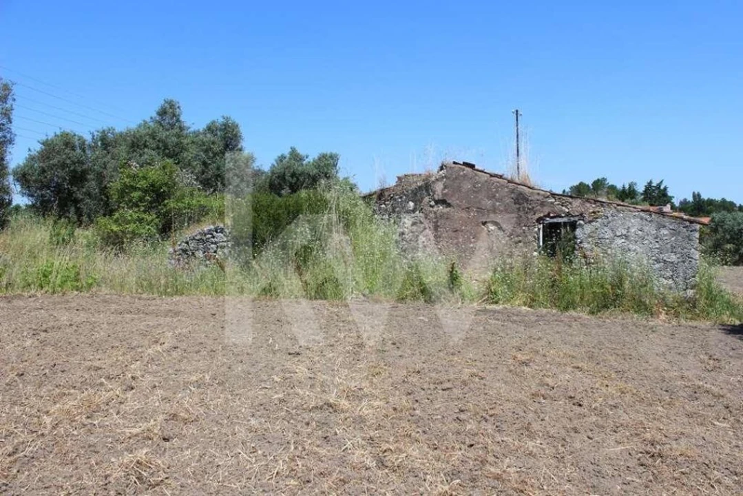 Terreno para Venda em Casais e Alviobeira Foto 11