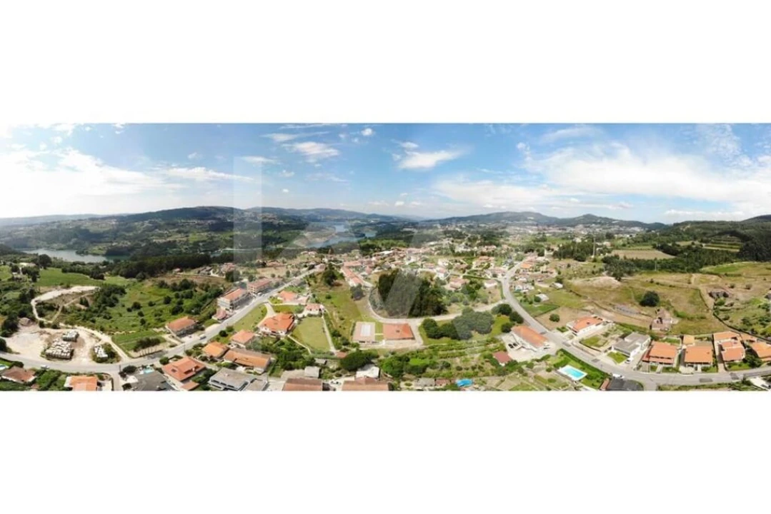 Terreno para Venda em Palmeira de Faro e Curvos Foto 10