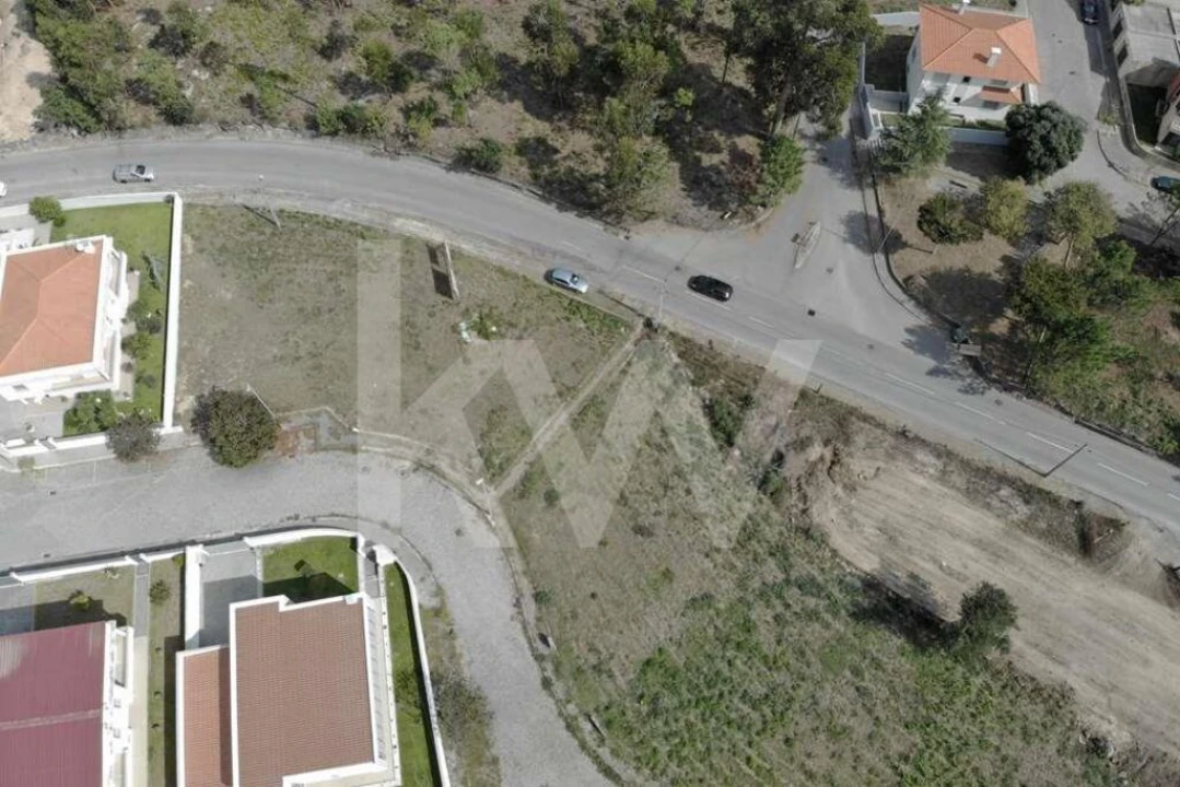 Terreno para Venda em Palmeira de Faro e Curvos Foto 3
