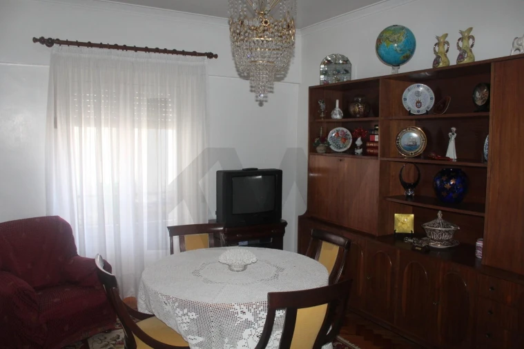 Apartamento T2 para Venda em Falagueira-Venda Nova Foto 8