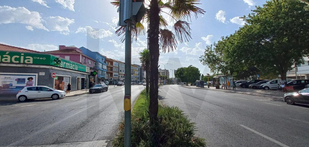 Apartamento T2 para Venda em Falagueira-Venda Nova Foto 24