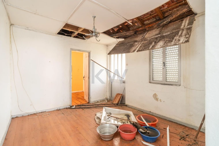 Moradia T3 para Venda em Ceira Foto 11