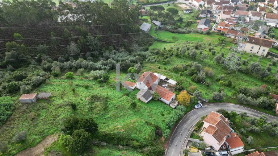 Moradia T3 para Venda em Ceira Foto 5