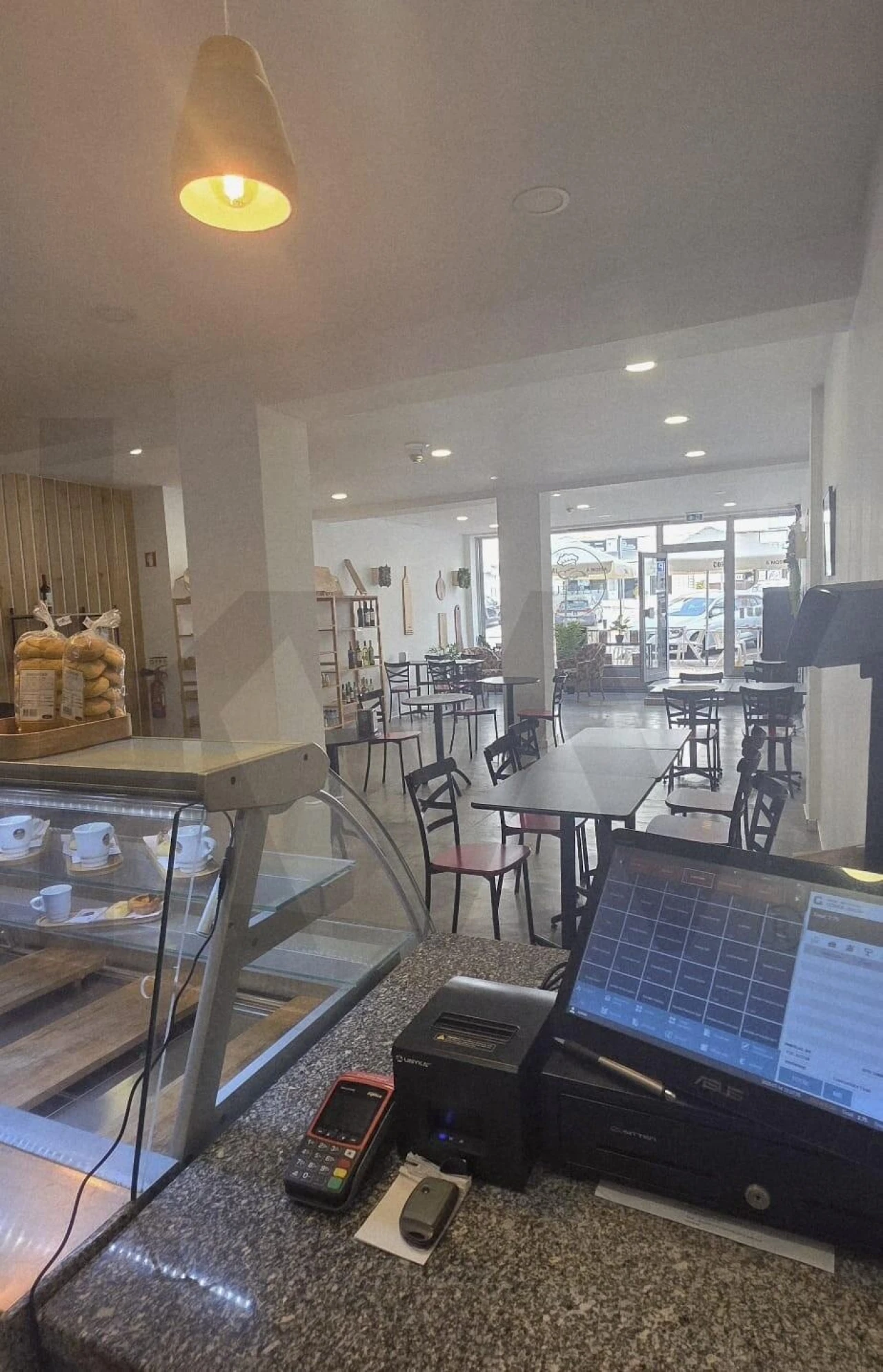 Loja para Trespasse em Santo Antonio dos Olivais Foto 7