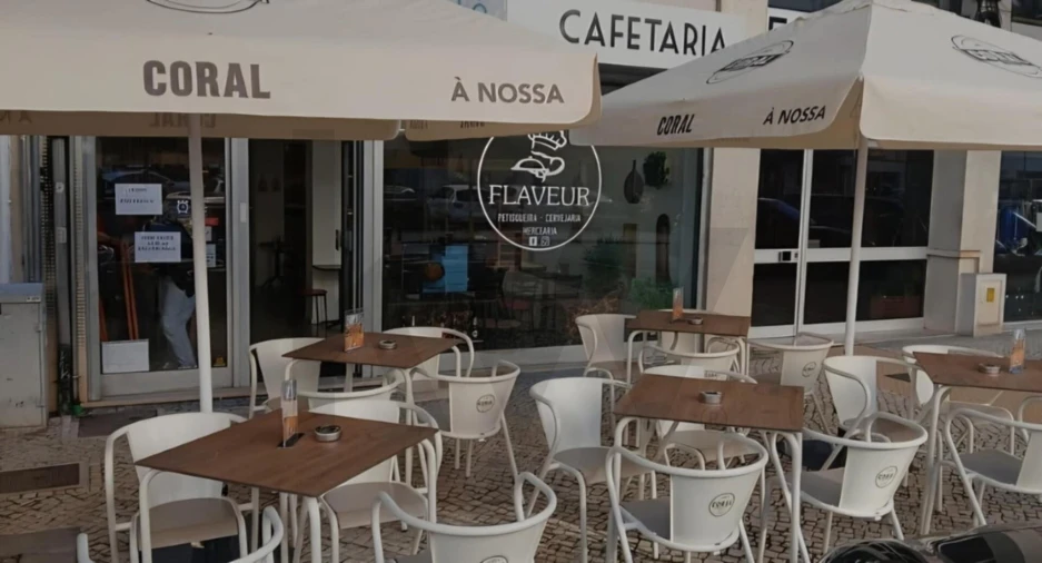 Loja para Trespasse em Santo Antonio dos Olivais Foto 2