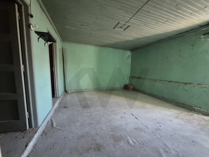 Moradia T2 para Venda em Trouxemil e Torre de Vilela Foto 16