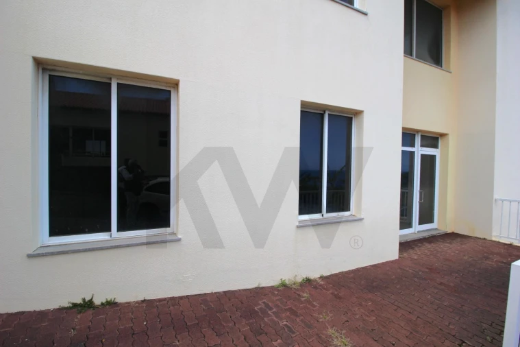 Loja para Venda em Caniço Foto 39