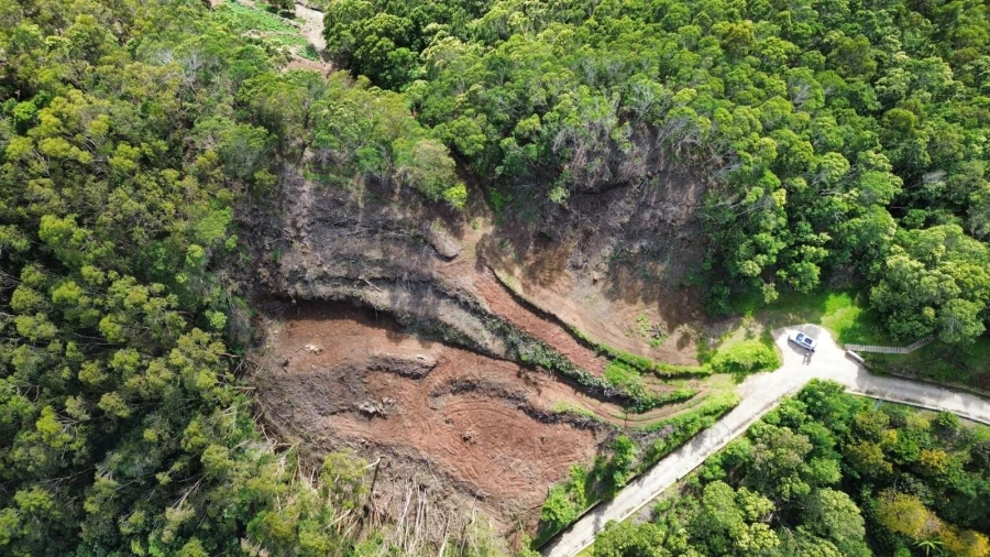 Terreno para Venda em Caniçal Foto 5