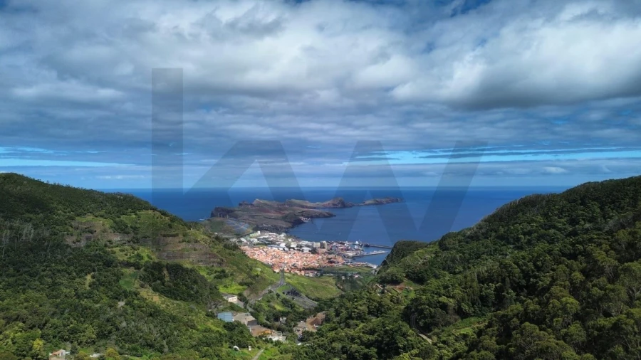 Terreno para Venda em Caniçal Foto 9