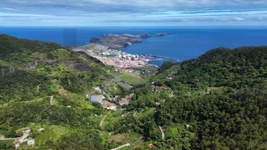 Terreno para Venda em Caniçal Foto 6
