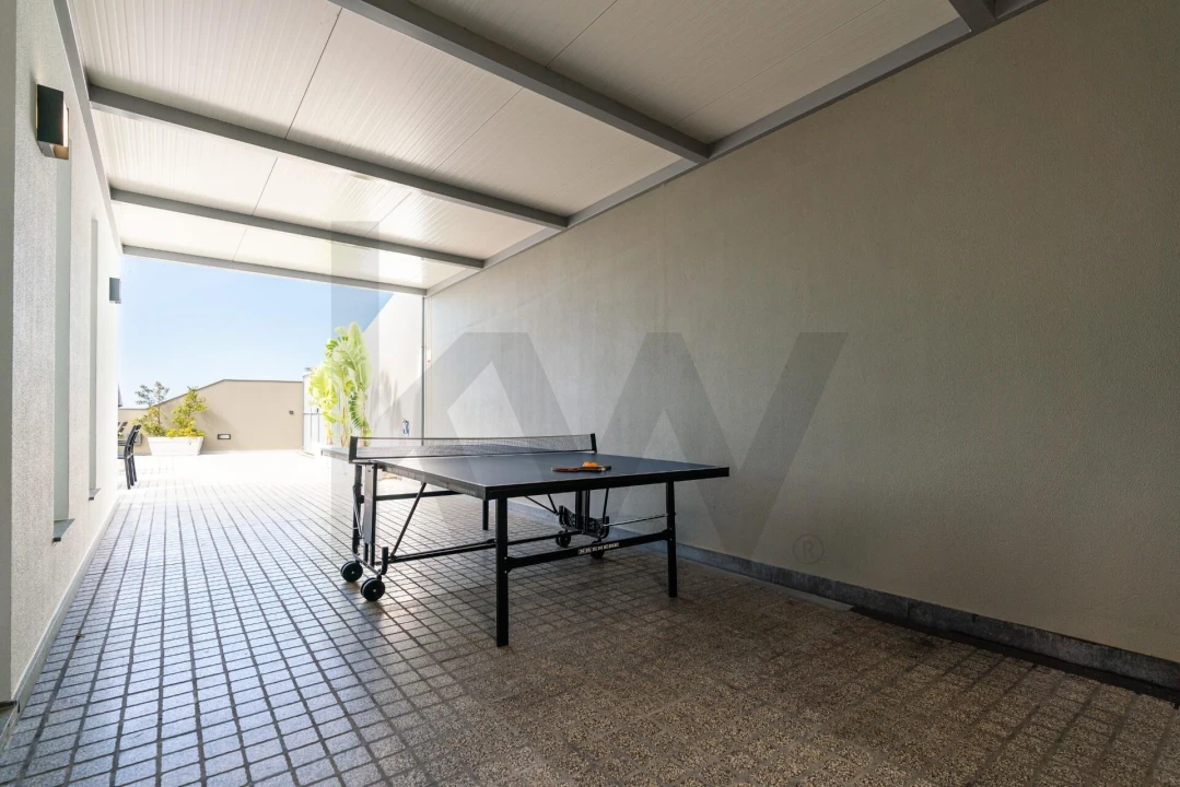 Moradia T2 para Venda em Arco da Calheta Foto 9