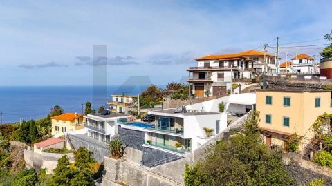 Moradia T2 para Venda em Arco da Calheta