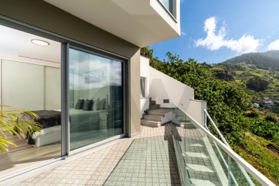 Moradia T2 para Venda em Arco da Calheta