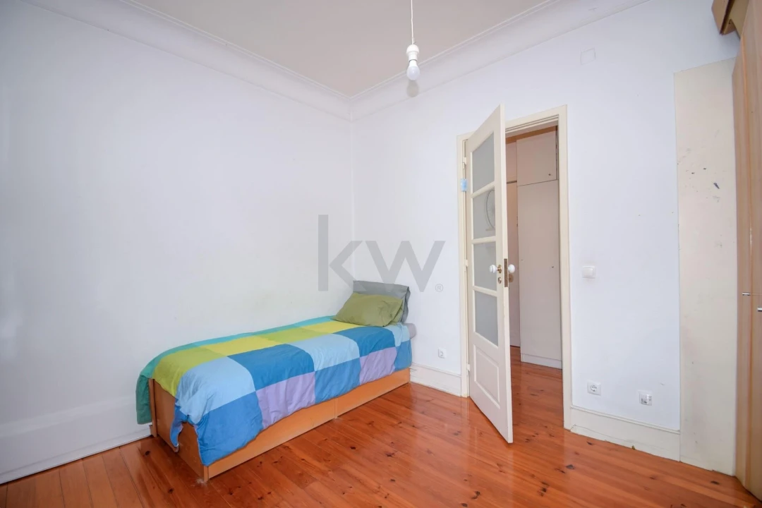 Apartamento T3 para Venda em Campo de Ourique Foto 14