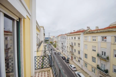 Apartamento T3 para Venda em Campo de Ourique